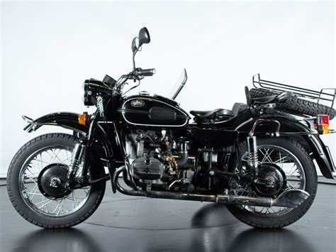 teminė nuotrauka Ural 750 motociklo