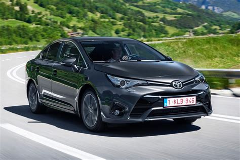 „Toyota Avensis“ 2015 m. variklio skyrius