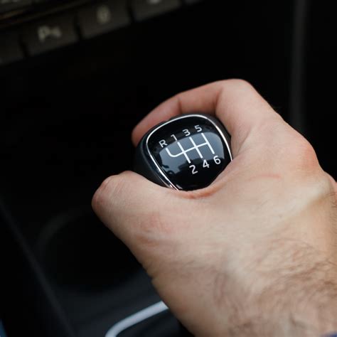 Remontuojama mechaninė pavarų dėžė