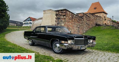 Pavyzdys: kokybiškos automobilio nuotraukos skelbimui
