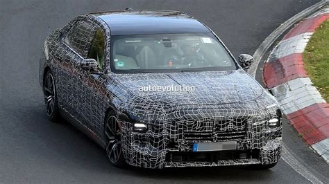 Naujausios kartos BMW 7 serijos modelis