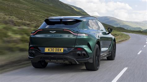 Aston Martin DBX SUV modelis