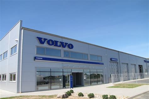 Šiuolaikinis „Volvo“ sunkvežimių serviso centras Lietuvoje