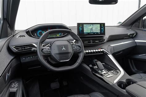 Peugeot 3008 pirmoji karta profiliu