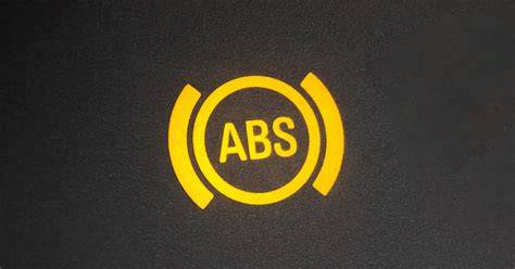 Infografika: ABS ir ESP veikimo schema