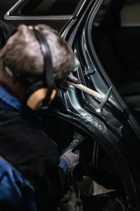 scheminis automobilio kėbulo valymo garais procesas