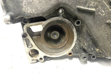 BMW E39 variklio skyriaus E-Box dėžutė ir jos turinys