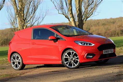 Ford Fiesta VI Van 1.25 modelio nuotrauka
