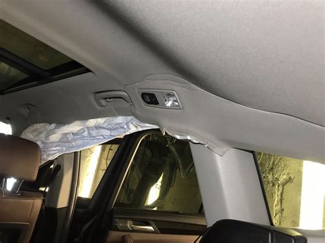 Automobilio salono lubų defektų ir atnaujintų lubų palyginimas (prieš/po)