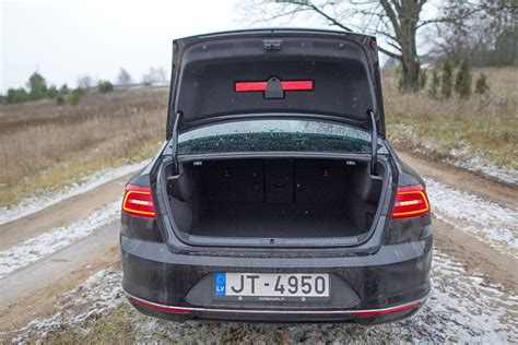 Aštuntosios kartos VW Passat bagažinė