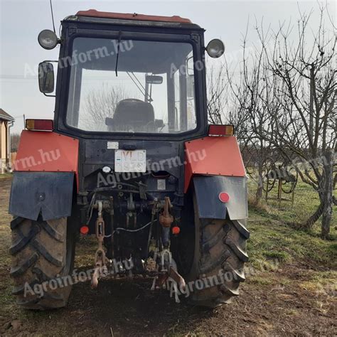 MTZ 820 traktoriaus salonas su vieta keleivio sėdynei