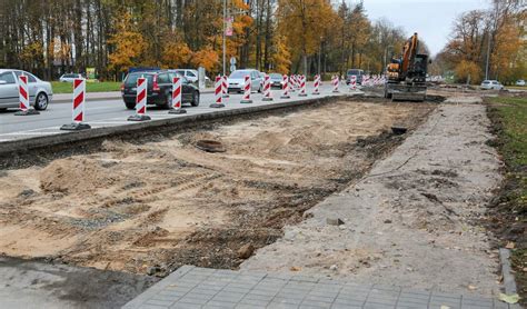 Nuotrauka su apvirtusiu betonvežiu Antakalnio žiedinėje sankryžoje ir išsiliejusiu betonu