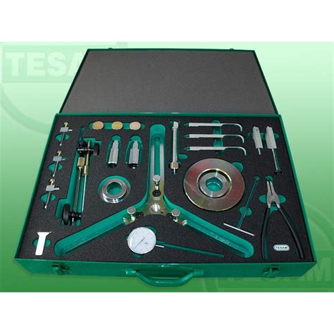 Sankabos komplekto keitimo procesas autoservise