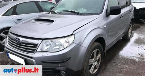 Įvairių kartų Subaru Forester modelių evoliucija