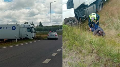 Avarijos schemos vizualizacija: automobilis nuvažiavęs nuo kelio