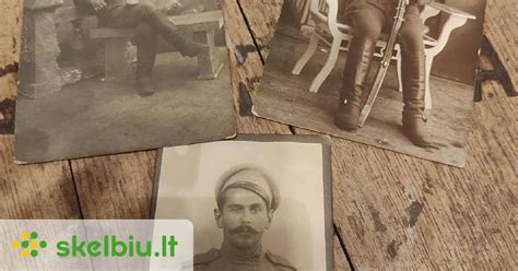 senos fotografijos, vaizduojančios ankstyvuosius tarybinius automobilius ar sunkvežimius, surinktus iš užsienio detalių