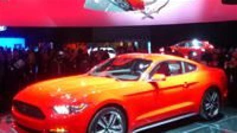 Infografika: Ford Mustang pardavimų statistika Europoje ir JAV
