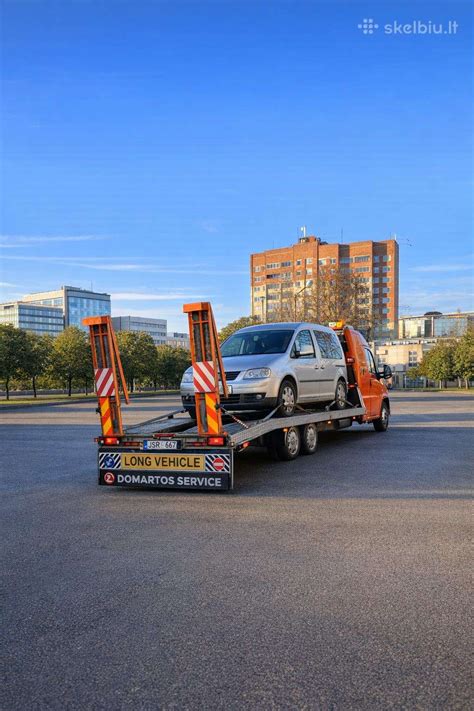 Infografika: pagalba kelyje, evakuatorius su Renault automobiliu
