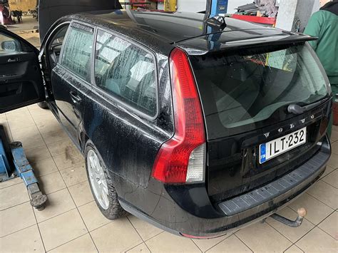 infografika apie „Volvo“ saugos diržo istoriją ir ilgaamžiškumą
