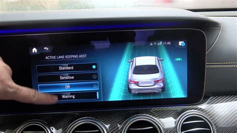 Infographics: Lane Assist ir Junction View darbo principas
