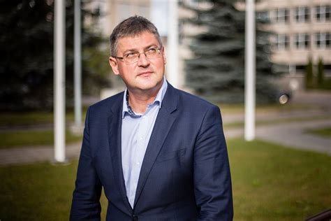 Statistika apie vairuotojų egzaminų išlaikymo procentą