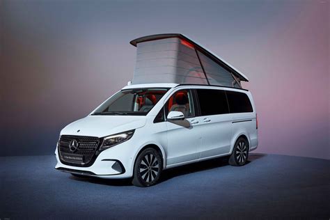 „Mercedes-Benz V klasės Marco Polo HORIZON“ interjero nuotrauka su dvigubu ekranu