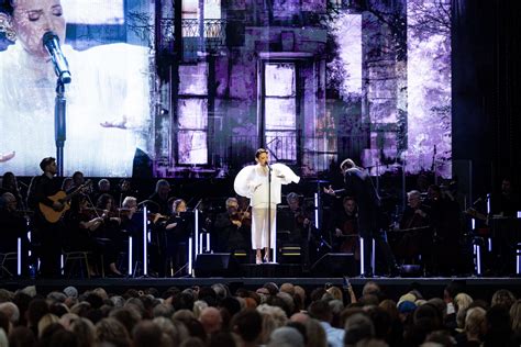 Justė Arlauskaitė-Jazzu ir Giedrė Kilčiauskienė draugiškai bendraujančios