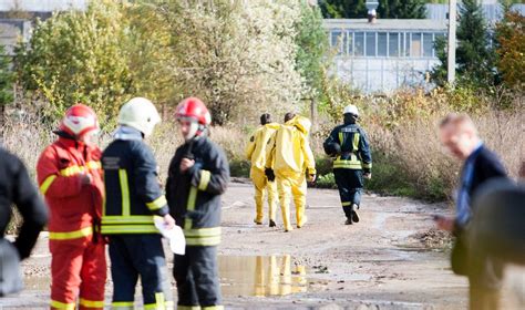 Tematinė nuotrauka: cheminė avarija, aplinkos tarša, gelbėtojų darbas