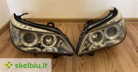 Tematinė nuotrauka: BMW E60 priekiniai ir galiniai žibintai dienos metu