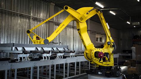 Inovatyvių padangų gamybos linija su robotų automatika