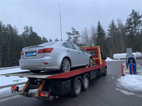 Sema, vaizduojanti dviejų automobilių kaktomušos mechanizmą kelyje Vaišvydava-Piliuona