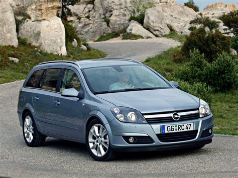 Tematinė nuotrauka: Opel Astra H Caravan interjeras