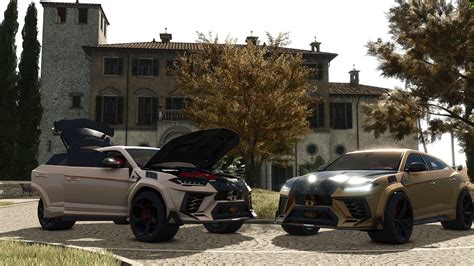 Sudužęs ir apdegęs „Lamborghini Urus“ automobilis po avarijos Maskvos greitkelyje