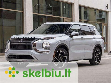 nuotrauka su įvairiais Mitsubishi modeliais ir galinėmis bamperio apsaugomis