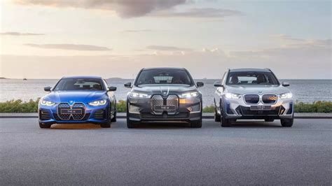 BMW legendinių variklių kolekcijos vaizdas