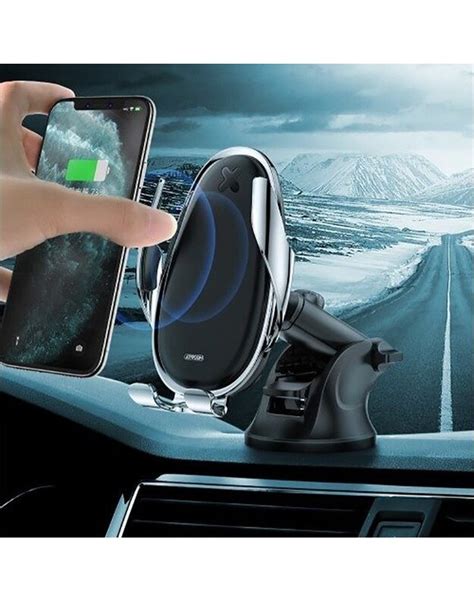 Teminis automobilio salonas su belaidžio įkrovimo padu