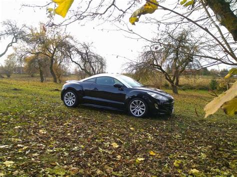 Peugeot RCZ-R sportinio automobilio nuotrauka