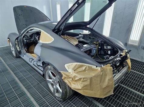 Infografika su automobilių tipų ir kėbulo formų palyginimu