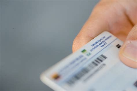 Teminis automobilio draudimo poliso ir Žaliosios kortelės nuotrauka