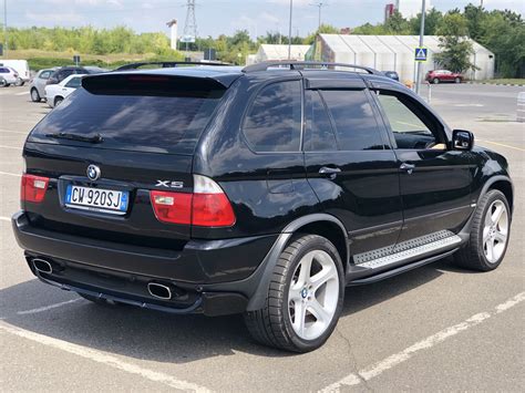 BMW X5 E53 3.0d dyzelinio variklio skyriaus nuotrauka
