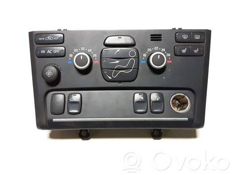 Volvo XC70 klimato valdymo skydelio vaizdas: Start/Stop, ECO, MY CAR