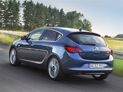 Opel Astra J hatchback