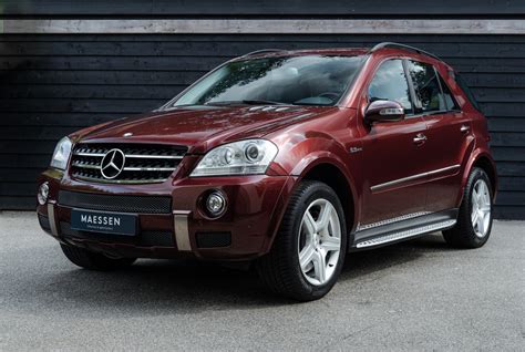 Mercedes-Benz M-Class W164 išorės dizaino schema ir kėbulo matmenys