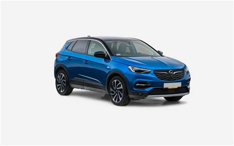 Opel Grandland X automobilio nuotrauka kelyje