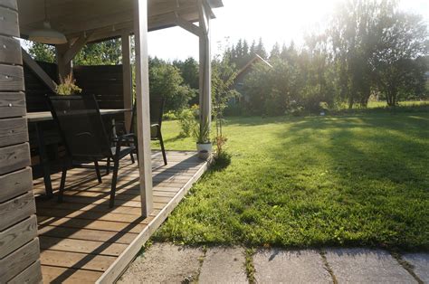 Teminė nuotrauka: Jauki pavėsinė kieme