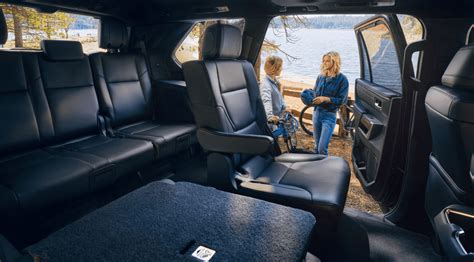 Toyota Sequoia pirmosios kartos interjero nuotrauka