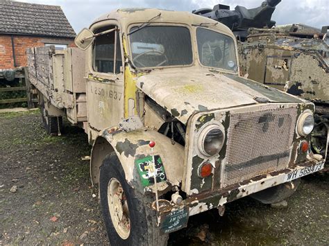 Bedford OY karinis sunkvežimis