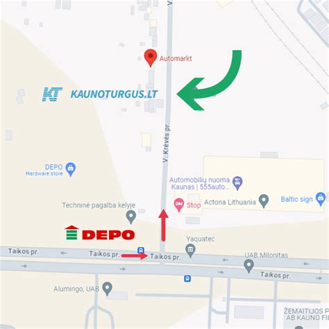 Panoraminė Gariūnų automobilių turgaus aikštelės nuotrauka su gausybe automobilių