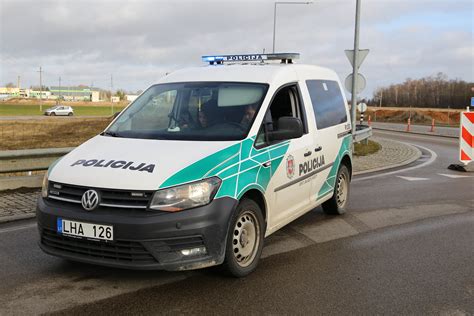 paspirtukas ir automobilis susidūrimo vietoje, Kretingos rajone