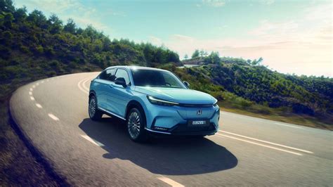 Nuotrauka: elektrinis miesto automobilis Honda e